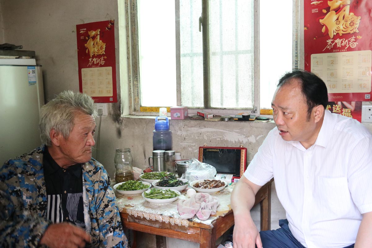 集團(tuán)公司多措并舉助力脫貧攻堅